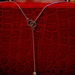 Unique and beautiful 😍 necklace! Bought in Ireland.